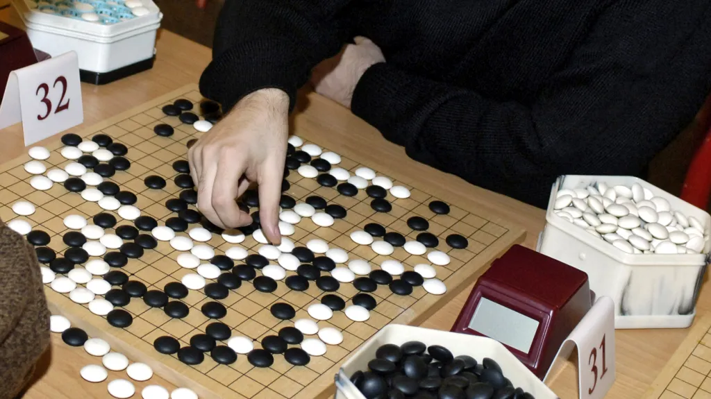 Turnaj v deskové hře go