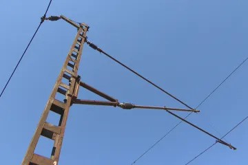 Správa železnic zatím marně shání elektřinu na příští rok. Ministr ujistil, že bude