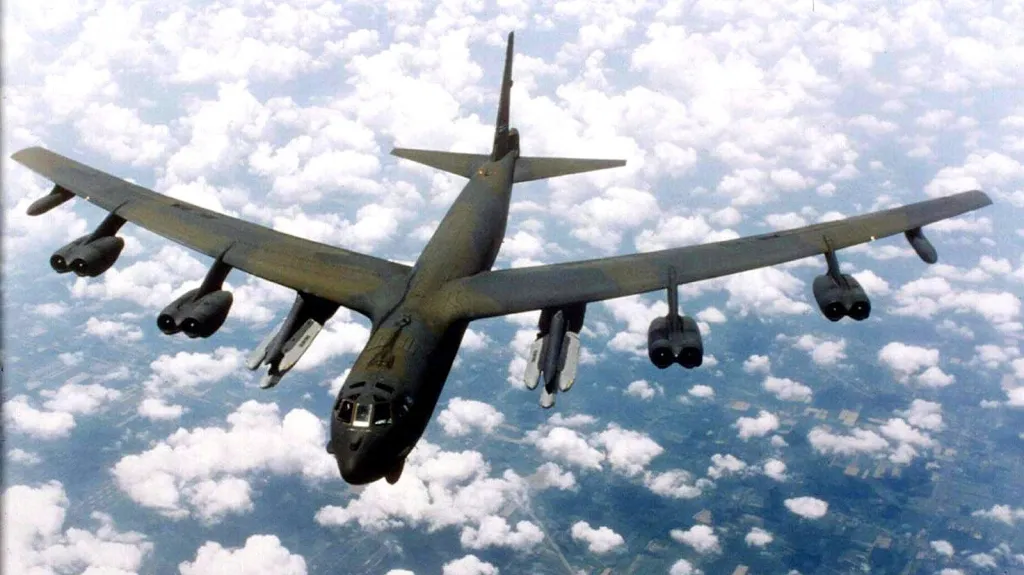 Americký bombardér B-52