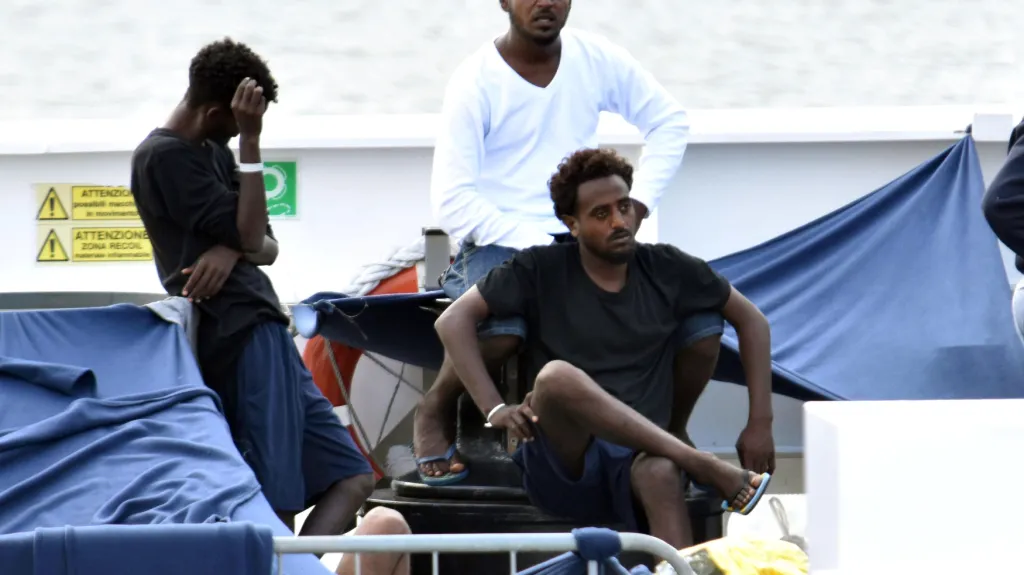 Migranti na palubě lodi Diciotti
