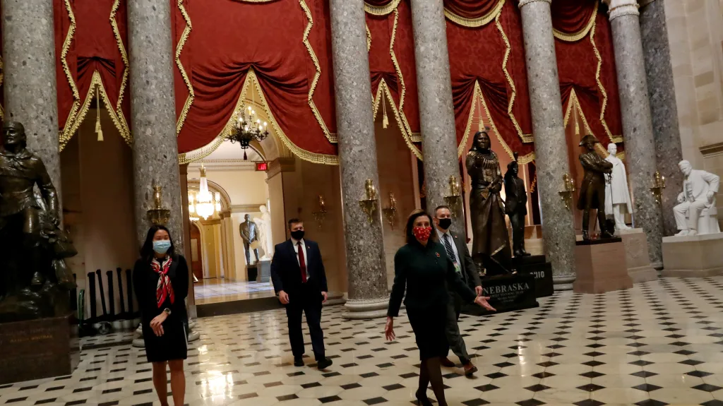 Nancy Pelosiová v Kongresu