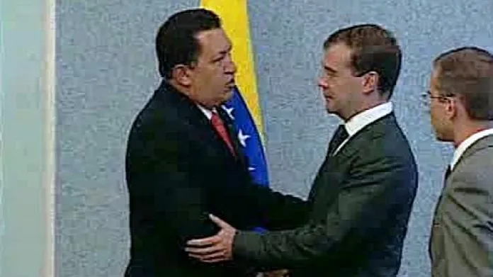 Hugo Chávez a Dmitrij Medveděv
