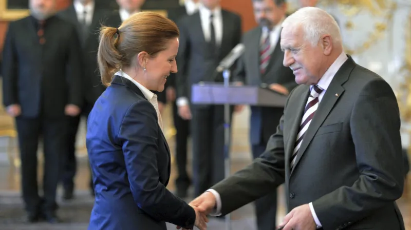 Klaus jmenuje novou ministryni obrany