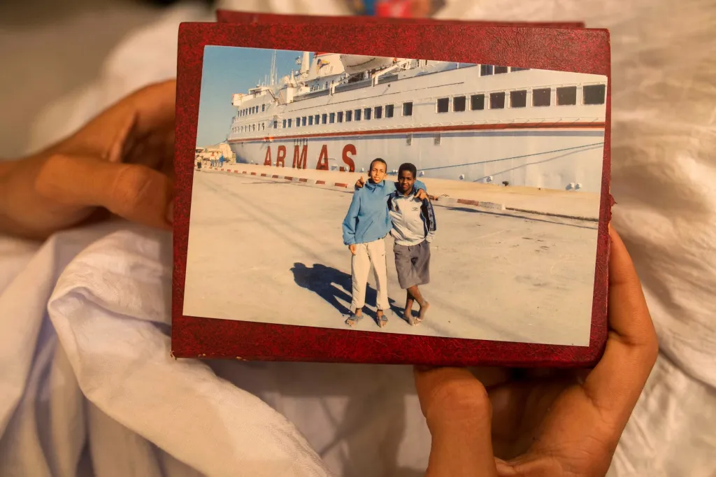 Emigrace je během kurzů velké téma. Kanárské ostrovy, tedy místo, kam se snaží emigranti dostat, jsou vzdáleny asi sto kilometrů