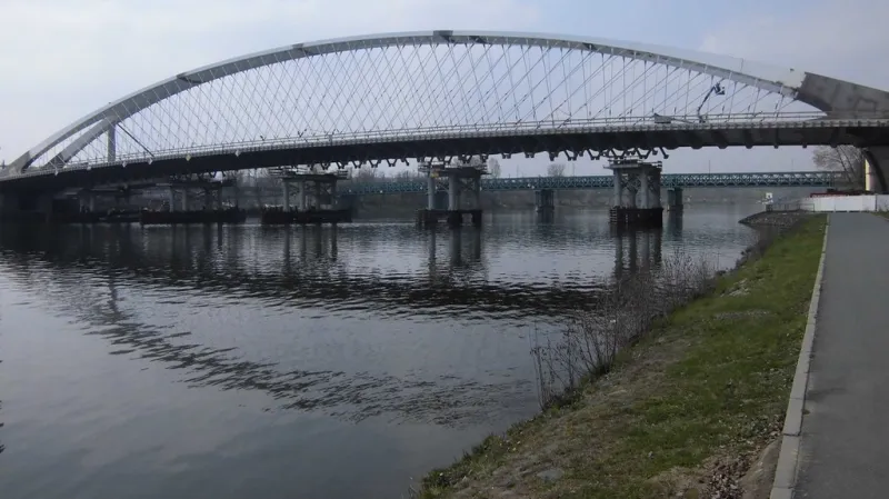 Nový most spojí Holešovice a Troju