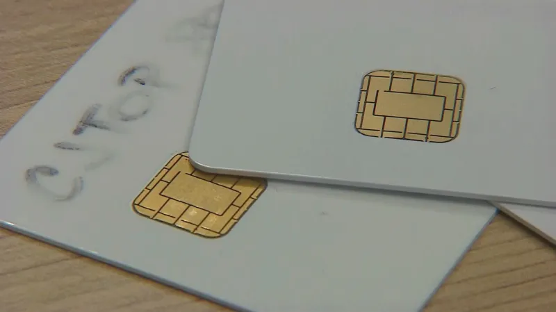 Čipy na občanských průkazech