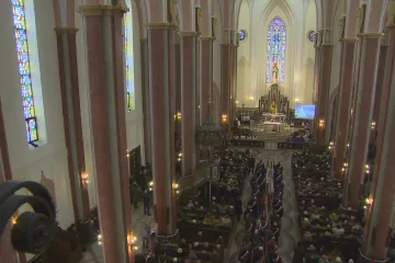 Varšavský festival uvedl premiéru dokumentu Jak Bůh hledal Karla od Klusáka a Remundy