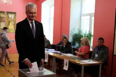 Do druhého kola litevských prezidentských voleb postupují Nauséda a Šimonytéová