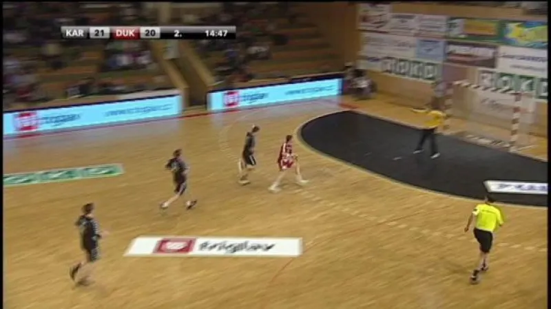 Reportáž Davida Knebla