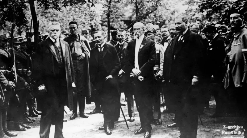 Masaryk ve společnosti Karla Kramáře, Vlastimila Tusara a dalších