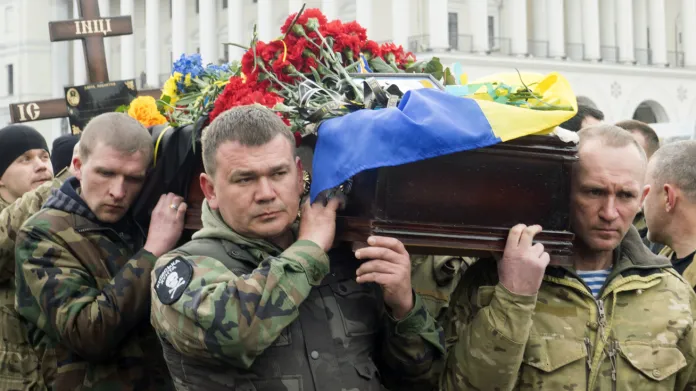 Pohřeb Ruslana Baburova, který padl v boji se separatisty