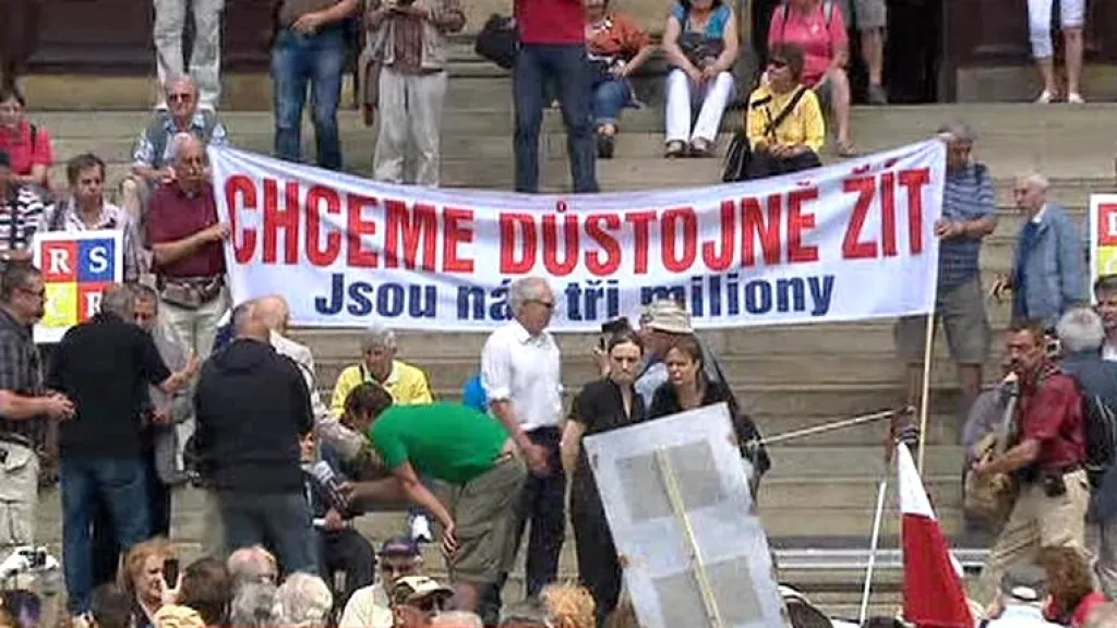 Demonstrace seniorů