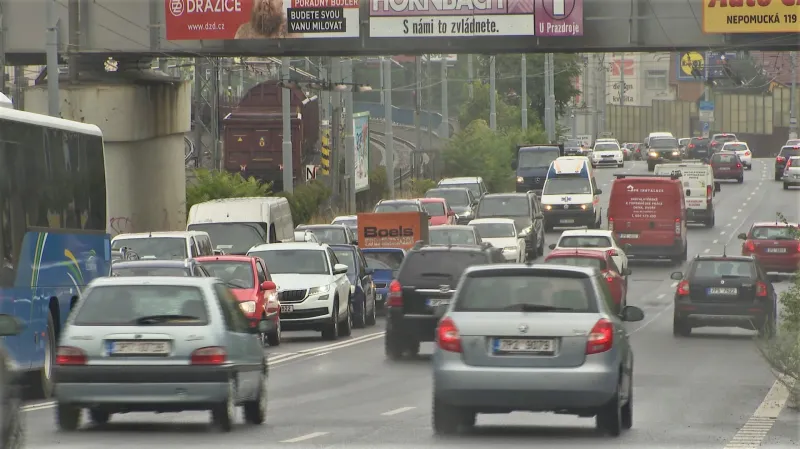 Provoz v ulici U Trati po uzavření Americké třídy v Plzni