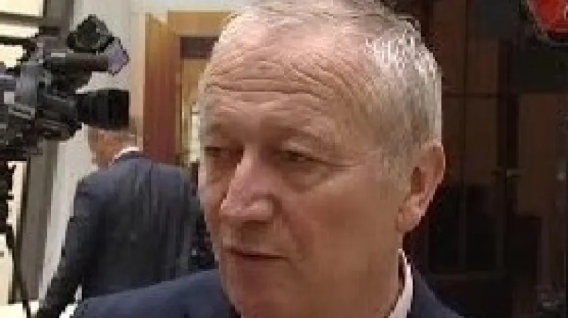 Ministr financí Eduard Janota