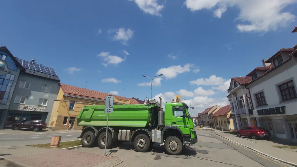 Začaly práce na silnici I/55 v Kunovicích