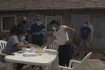 Intenzivní očkovací kampaň v Maďarsku pozapomněla na Romy. S vakcinací se začíná až nyní