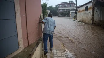 Bleskové povodně v řeckém městě Mandra