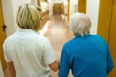 Lidí s demencí prudce přibývá, do roku 2030 jich bude o čtyřicet procent více, oznámila WHO