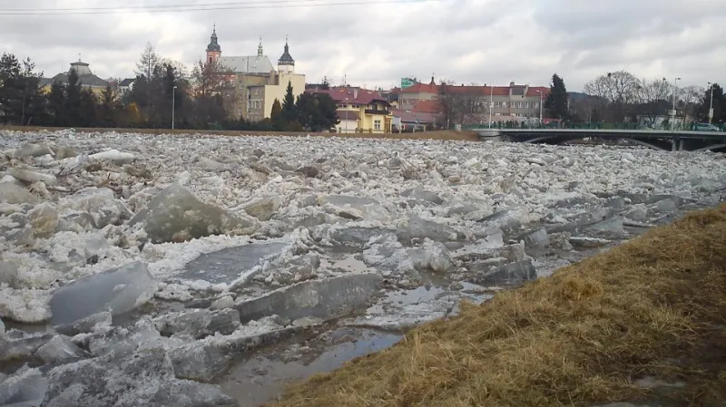 Kry na Bečvě v Hranicích
