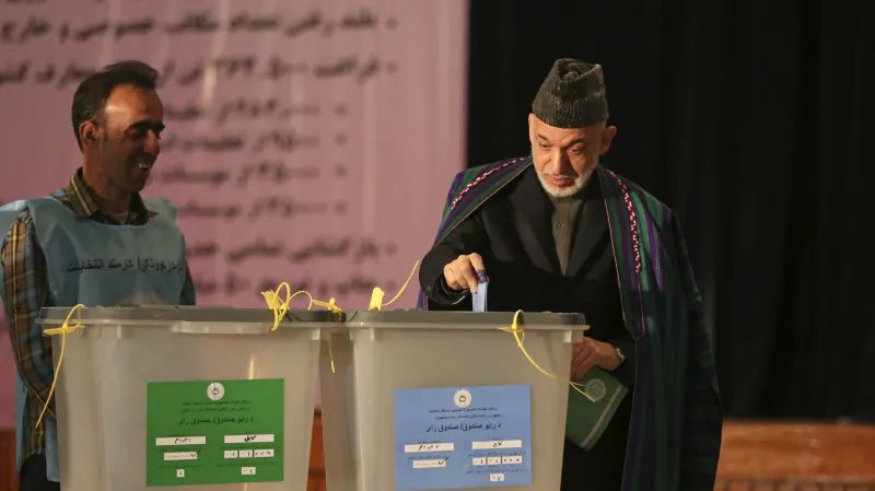 Hámid Karzaj přišel volit svého nástupce