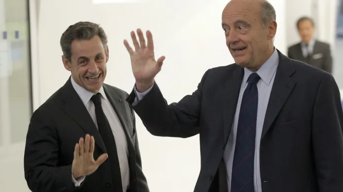 Klíčoví hráči Sarkozy, Juppé a Fillon se mají v úterý setkat v Paříži