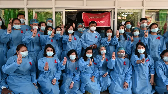 Myanmarští lékaři protestují