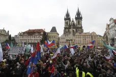 „Stop koronateroru." V centru Prahy protestovali lidé proti vládním opatřením
