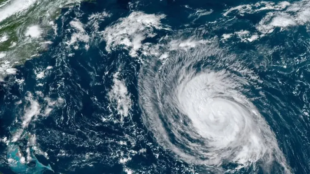 Hurikán Larry nad Atlantikem v září 2021