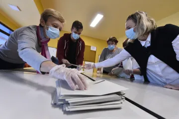 Senát bude komorou téměř čistě opoziční, píše analytik Švec