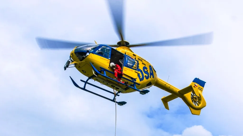 Vrtulník liberecké záchranky