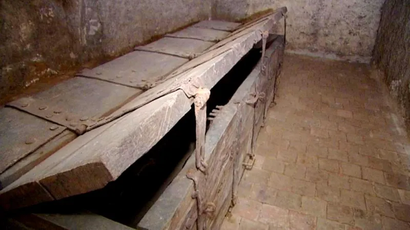 Pernštejnská truhla