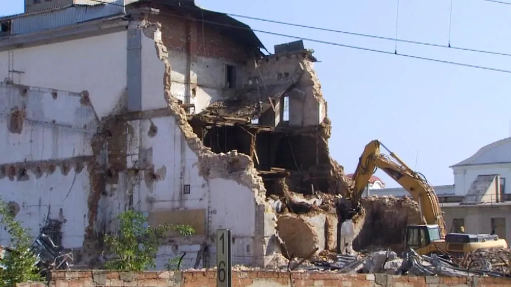 Demolice lovosické Setuzy