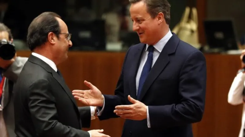 Francois Hollande a David Cameron