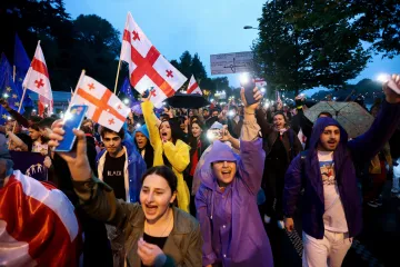 Lidé v Tbilisi opět protestovali proti zákonu o zahraničním vlivu