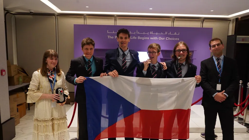 Český tým na Mezinárodní chemické olympiádě