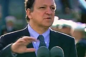 EU chce pomoci nezaměstnaným a povolit státům vyšší schodky