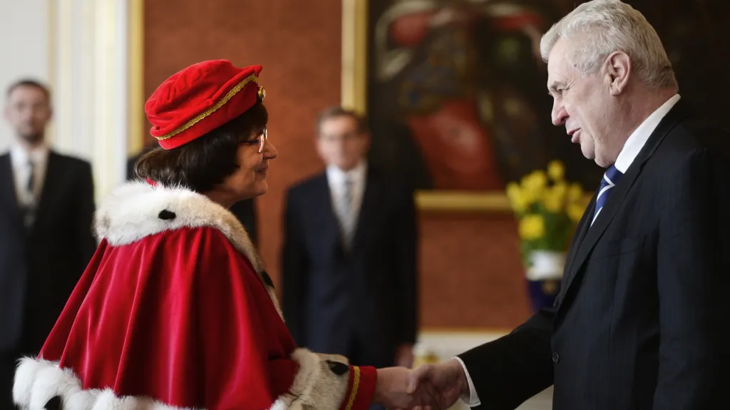 Rektorka Hana Machková a prezident Miloš Zeman