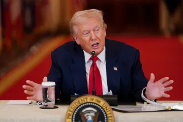 Trump vyloučil zapojení Kurdů do války s Íránem a zpochybnil ruskou pomoc Teheránu