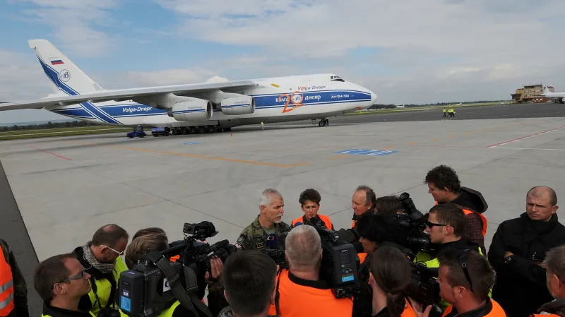 Antonov An-124-100 Ruslan v Ostravě