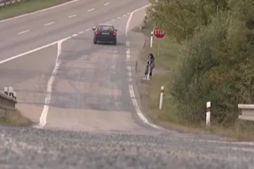 Řidiči si snadno spletou směr na 158 dálničních nájezdech