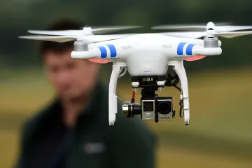 Svět hlásí miliony prodaných dronů ročně, do rozjetého byznysu naskakují i české firmy