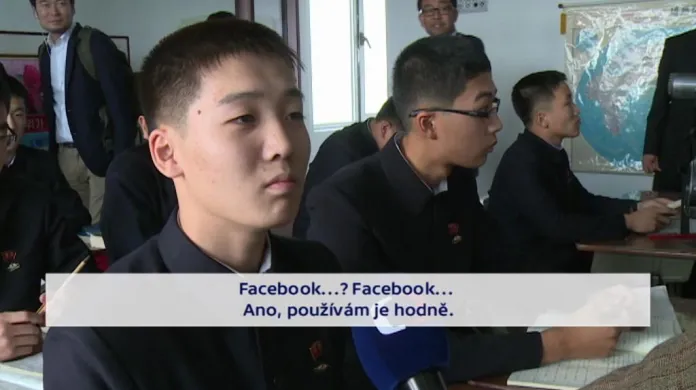 Reakce severokorejských studentů na otázky kolem Facebooku