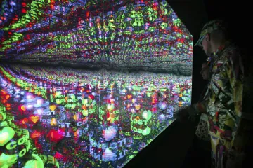 Rusko se vrací na prestižní bienále. Nikdy jsme neodešli, vzkazuje kritikům