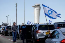 Izraelský prezident vyzval ke zrušení justiční reformy. Odpůrci blokovali letiště