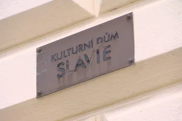 V Českých Budějovicích začala dlouho plánovaná rekonstrukce kulturního domu Slavie