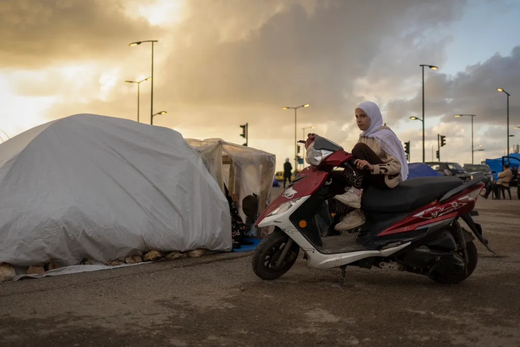 Váleční bezdomovci našli v Bejrútu improvizované útočiště