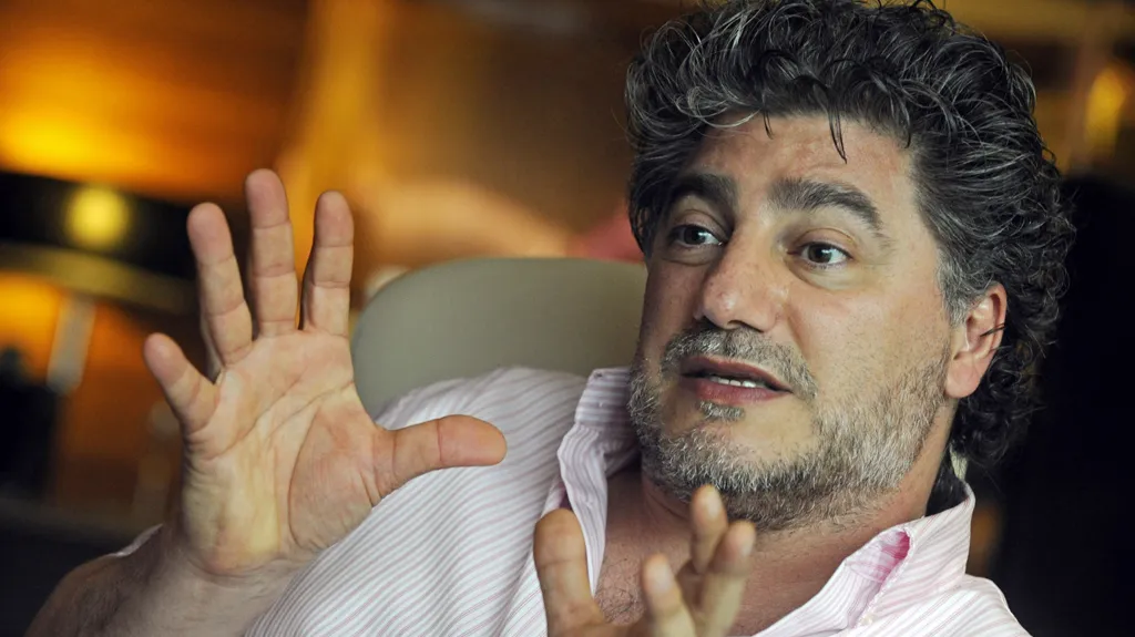 José Cura