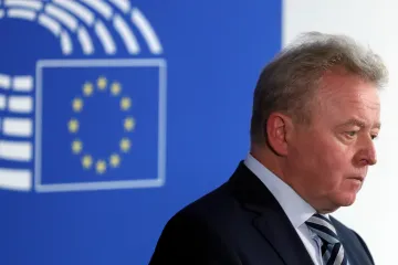 Příliš nepřesvědčili. Několik kandidátů na eurokomisaře může počítat s dodatečnými otázkami