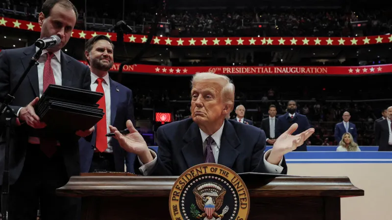 Trump podepsal desítky exekutivních příkazů