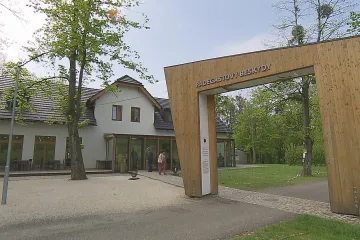 Obec investovala miliony do hotelu. Teď řeší, co se ztrátovým podnikem dál